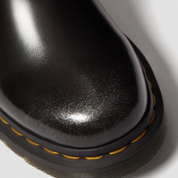 Women's Sz 8 Doc Martens - Picture 2 of 4